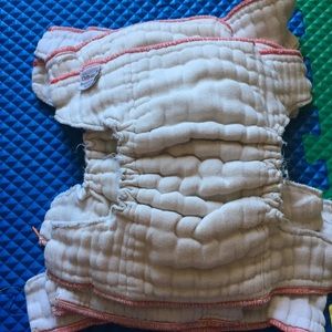 Fitted cloth diapers